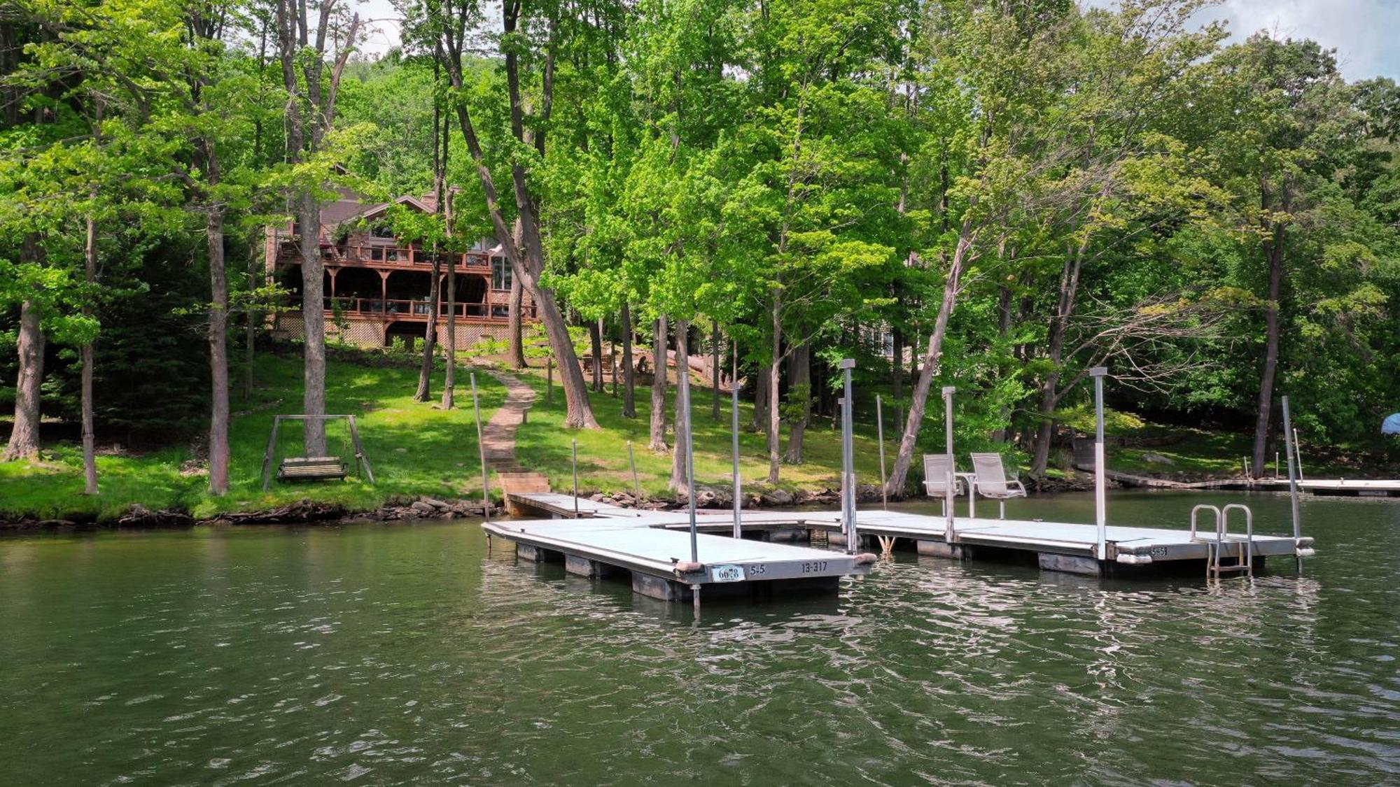 Docktails Villa McHenry Dış mekan fotoğraf